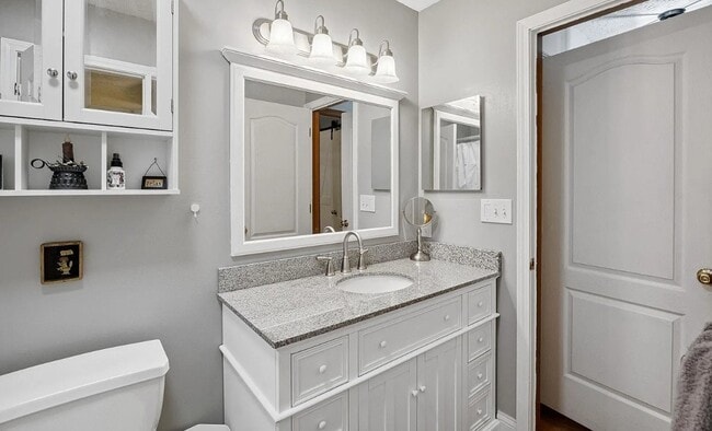 Foto del edificio - 1021 Southport Dr