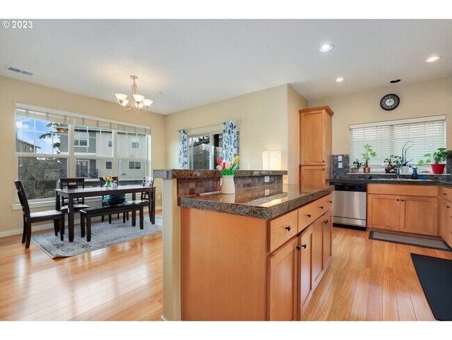 Foto del edificio - 621 NE Newstead Ln