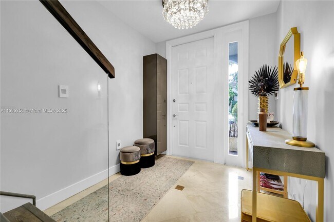 Foto del edificio - 3015 NE 208th St