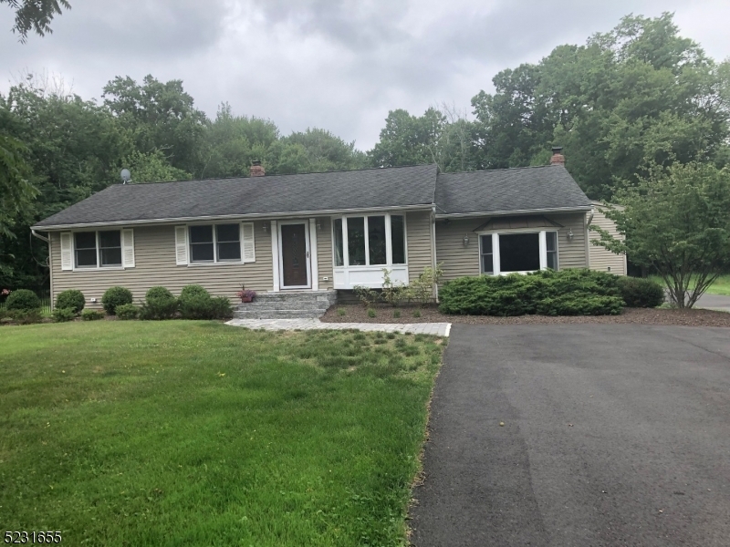 Primary Photo - 105 Cedar Grove Rd