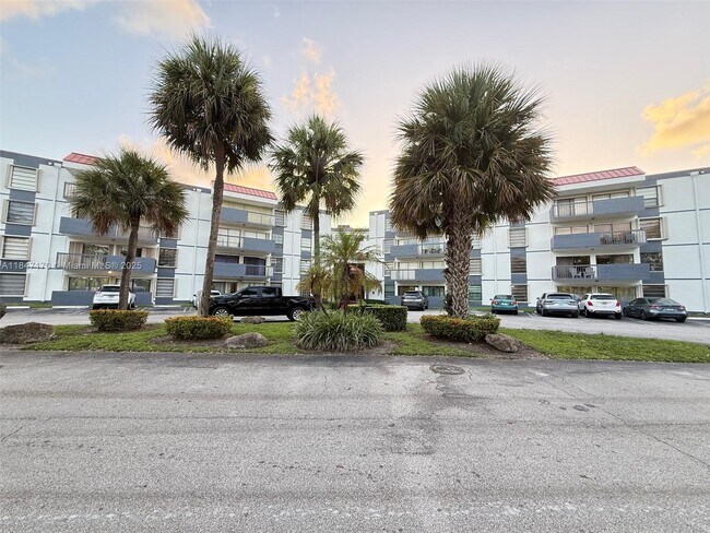 Foto del edificio - 5900 SW 127th Ave