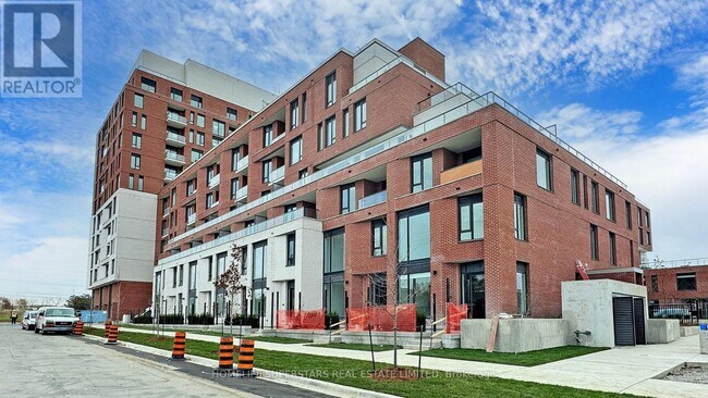 Building Photo - 11-211 Maryport Ave