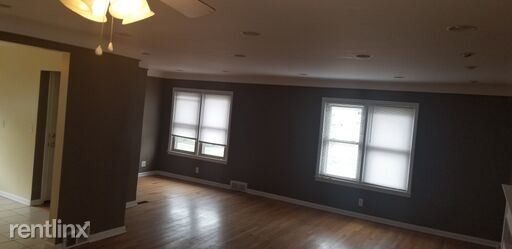 Building Photo - 17190 Hubbell Ave