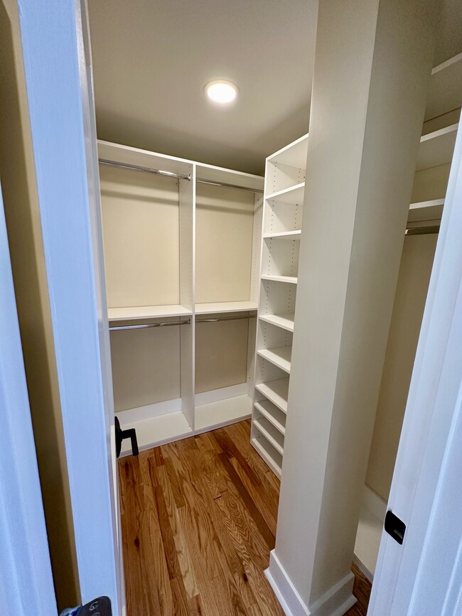 MANY UNITs HAVE WALK-IN CLOSETS - 6252 Southwood Ave.