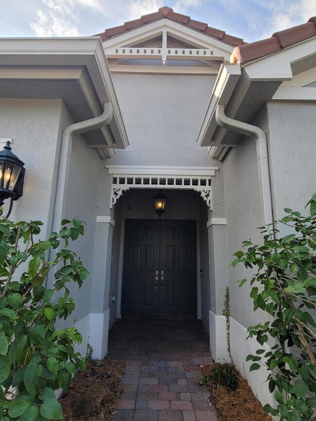 Foto del edificio - 9335 Plantation Estates Dr