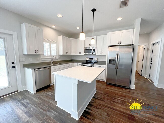 Foto del edificio - Stunning 3 Bedroom Home in North Crestview!