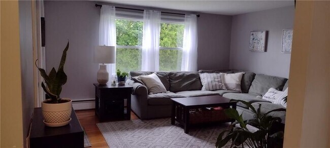 Foto del edificio - 4 Almy Ct