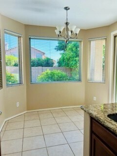 Foto del edificio - 10243 E Caribbean Ln