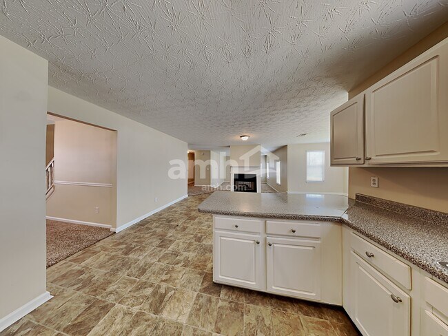 Building Photo - 1140 Ivey Lane
