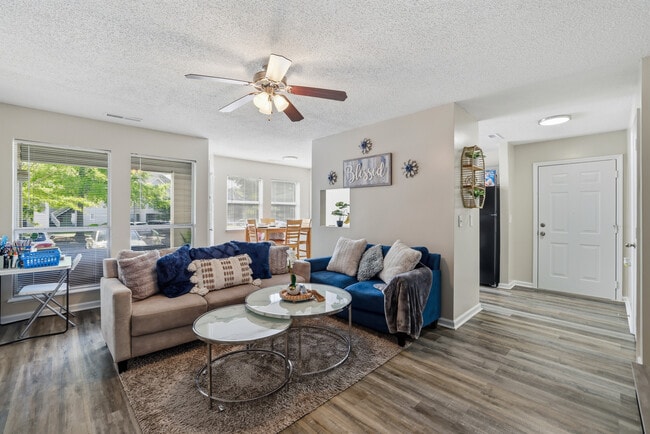 Building Photo - Mallard Cove Apartments