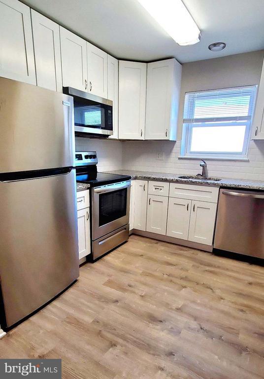 Primary Photo - 311 W 4th St