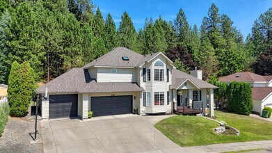 Building Photo - 10108 N Seminole Dr