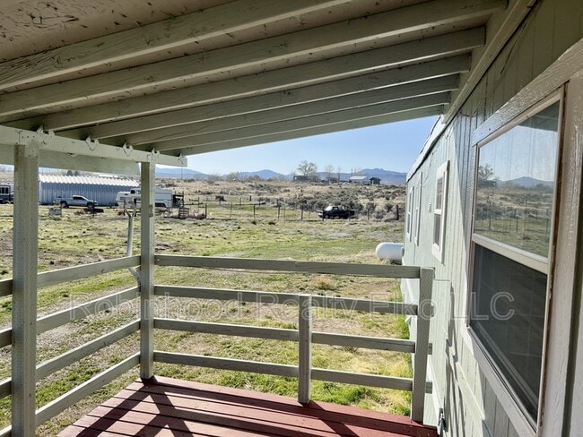 Foto del edificio - 5421 Victory Blvd