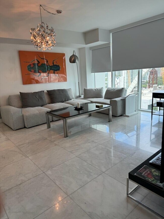 Foto del edificio - 1040 Biscayne Blvd