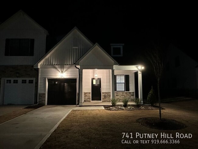 Building Photo - Charming 3-bedroom