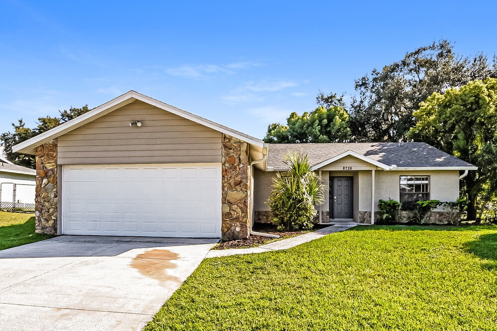 Foto principal - 8726 Gopher Ln