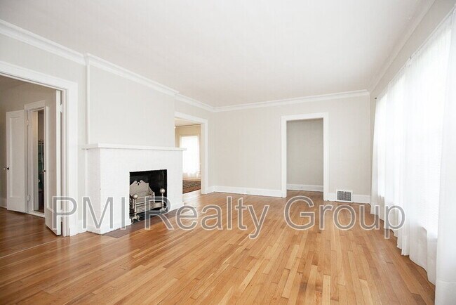 Foto del edificio - 2129 Coventry Rd