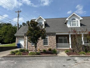 Building Photo - 11 Margaret Rose Ln