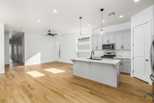 Foto del edificio - 2814 Oak Cir