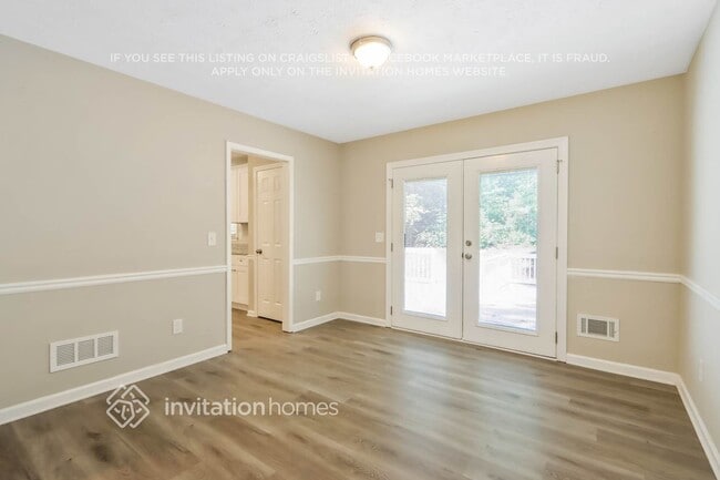 Foto del edificio - 4130 Summer Wood Dr