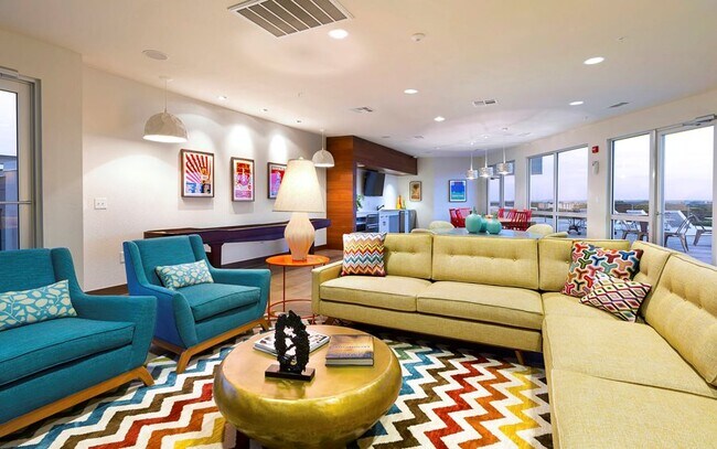 Foto del edificio - Hot af 1 BR Apartment