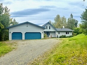 Building Photo - 4624 E Birch Dr