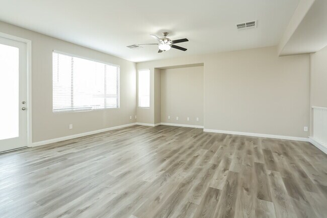 Building Photo - 5952 Post Mountain St