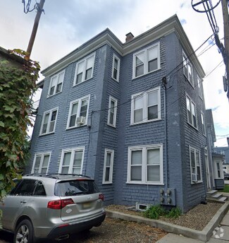 Building Photo - 5 Elmer St