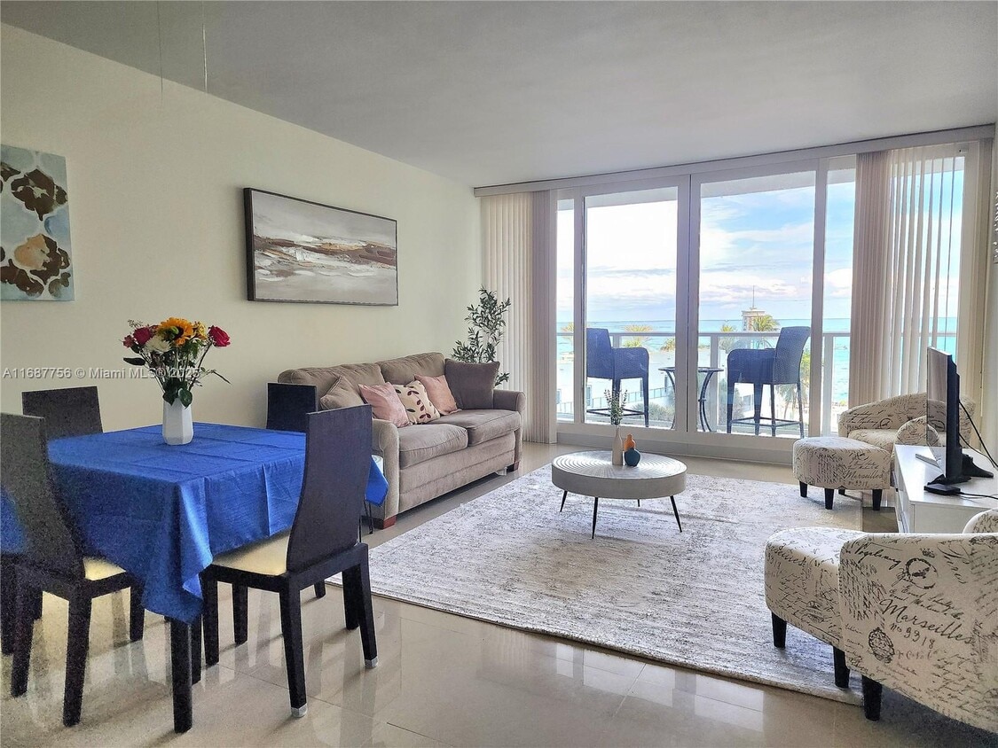 Primary Photo - 3505 S Ocean Dr
