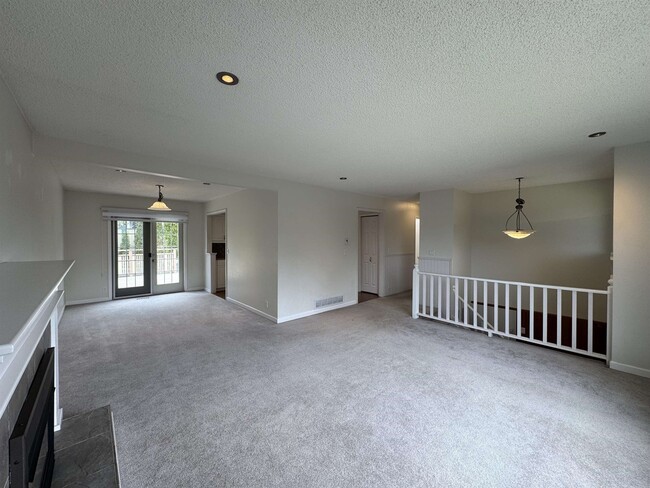 Building Photo - 8086 Modesto Dr