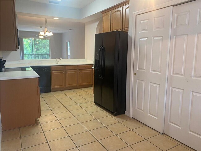 Foto del edificio - 9434 Myrtle Creek Ln