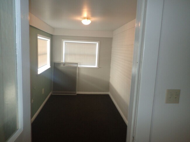 Foto del edificio - 710 W 26th St