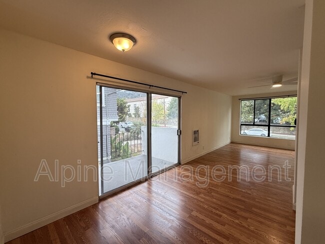 Building Photo - 2632 Warring St