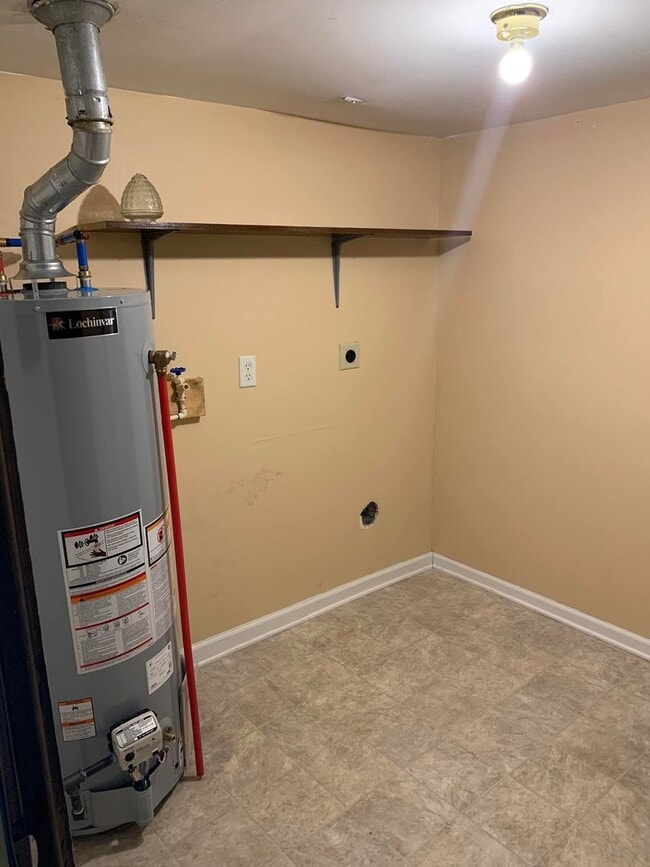 Foto del edificio - 5204 N Harlan Ave