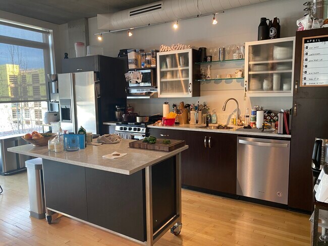 Kitchen - 1410 NW Kearney
