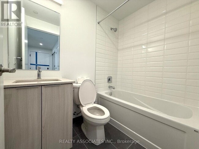 Building Photo - 720 Whitlock Ave