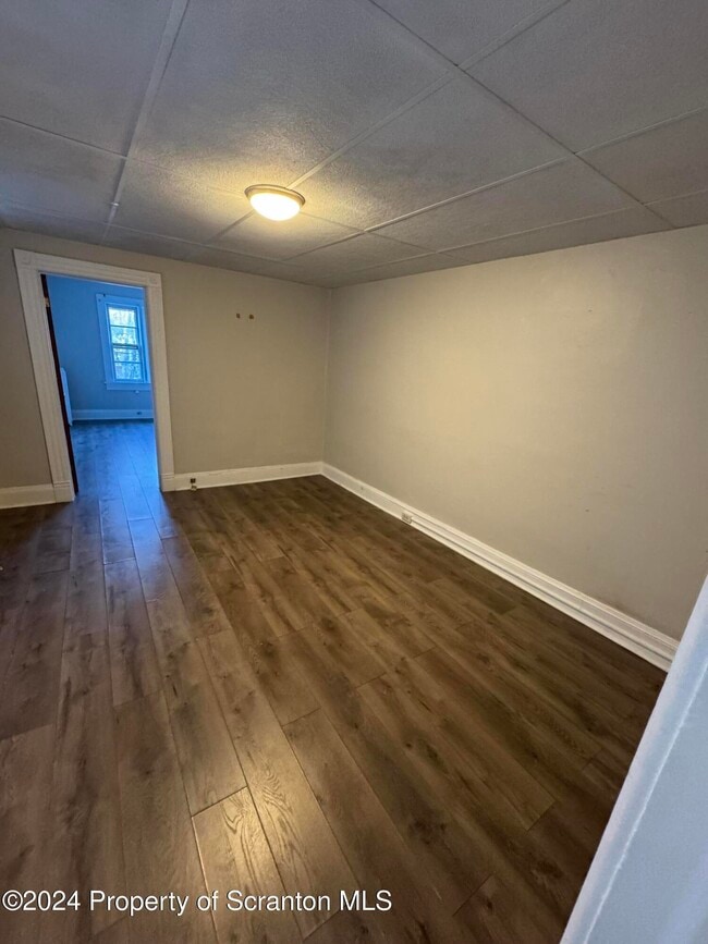 11091109 Fisk St, Scranton, PA 18509 Room for Rent in Scranton, PA