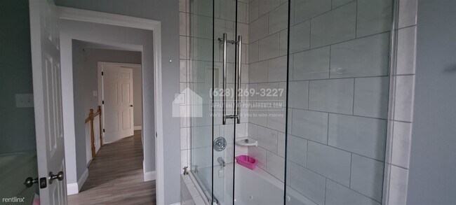 Building Photo - 3 br, 3.5 bath House - 3170 S Compton Ave -