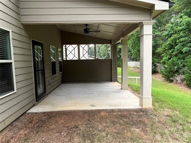 Foto del edificio - 216 Evergreen Way