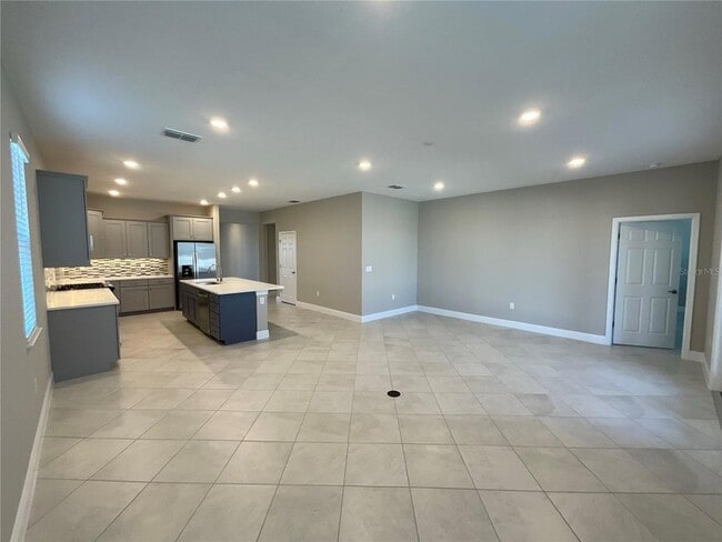 Building Photo - 7727 SW 57th Pl