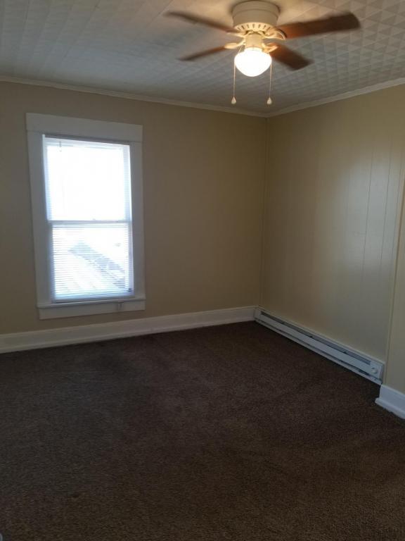Primary Photo - 204 S. 4th Street Apt. B