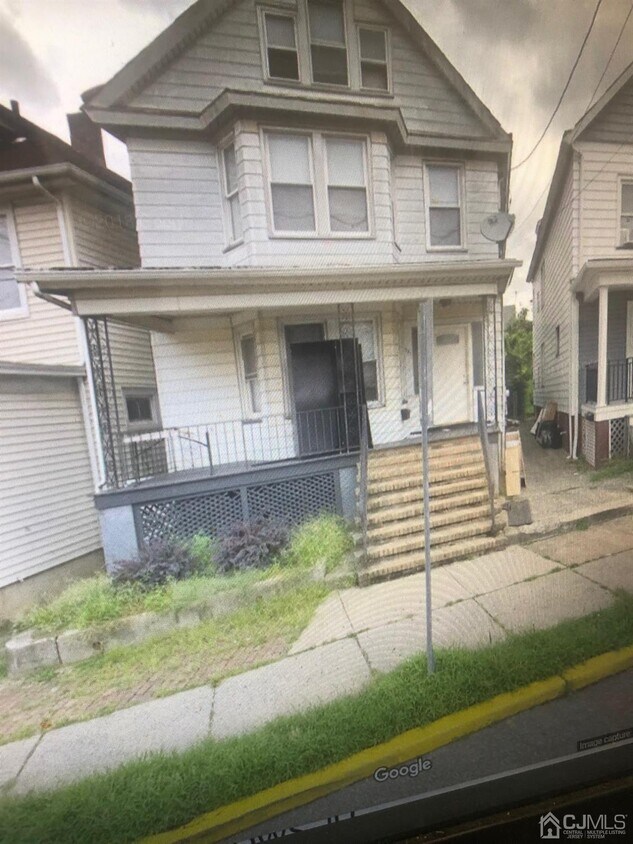 Primary Photo - 201 Easton Ave