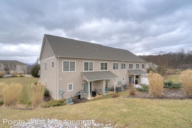 3 br, 2.5 bath House 2601 Blossom Trail House for Rent