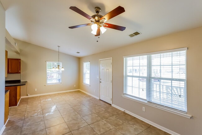 Building Photo - 779 Lannie Bonner Cir