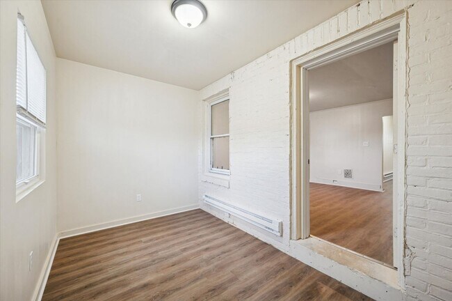 Foto del edificio - 1112 Johnson St