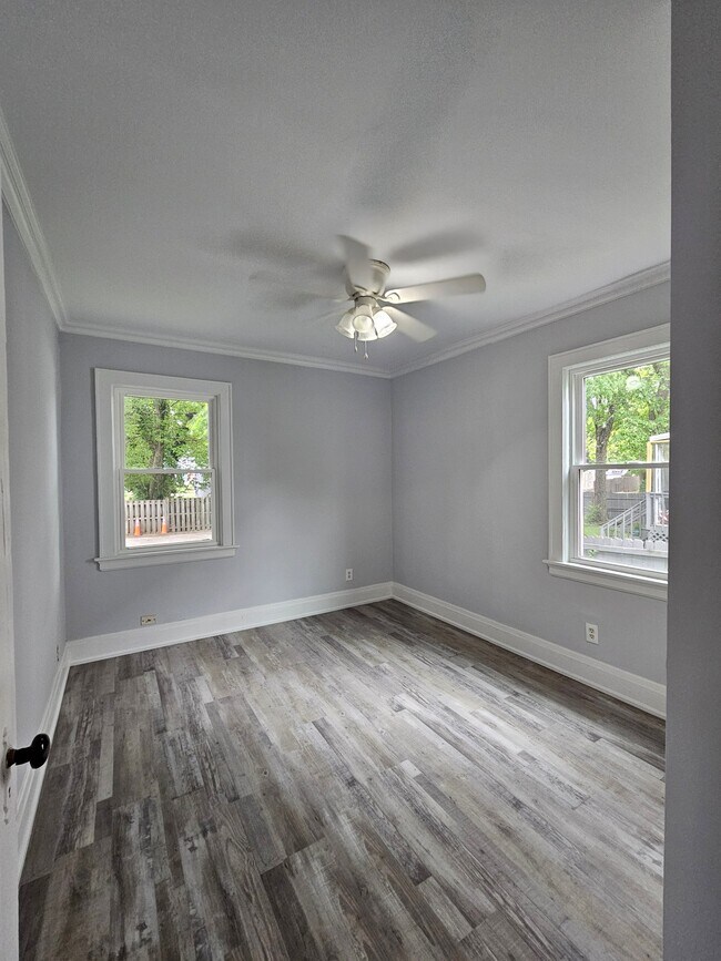Foto del edificio - 1232 Laidlaw Ave