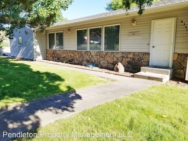 Building Photo - 3 br, 2 bath House - 43517 SW Cheryl Ave