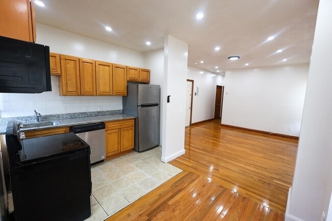 Photo - 1 Kenilworth Street Unit 6 Apartment