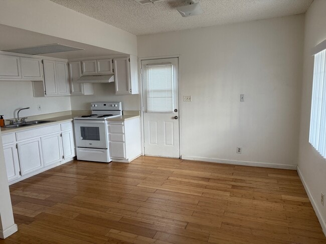 Foto del edificio - 5 Palm Dr