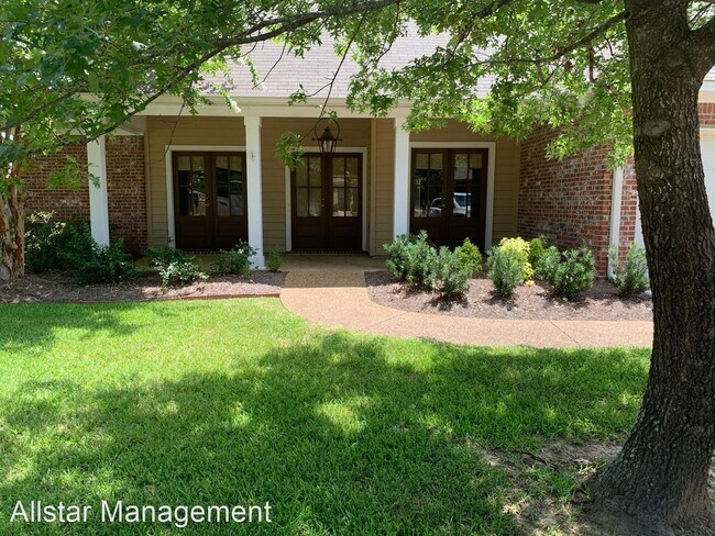 Foto del edificio - 3 br, 2 bath House - 104 Southwood Drive